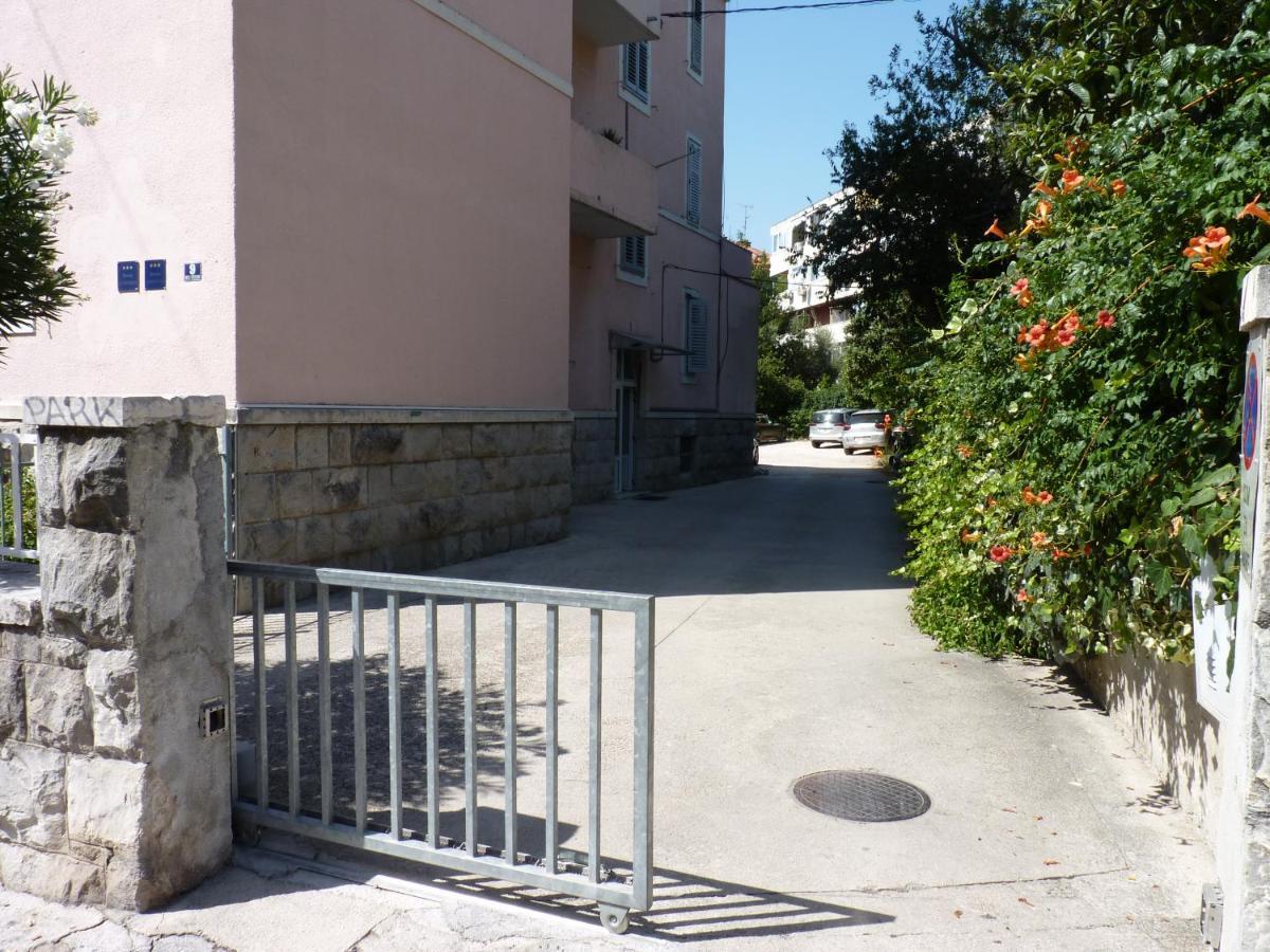 Ferienwohnung Oko Split Exterior foto
